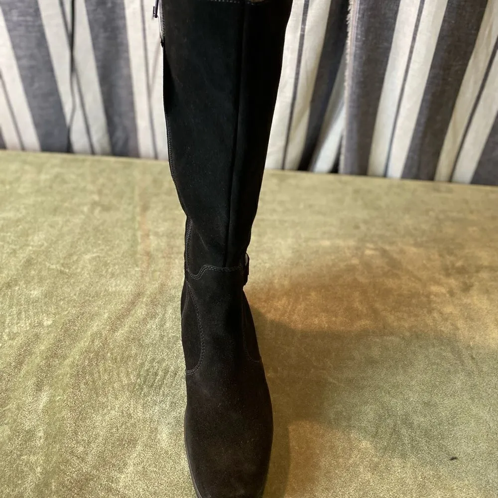 #131 LA CANADIENNE Tall Suede Boots NWT Black Size 8.5 - Image 9