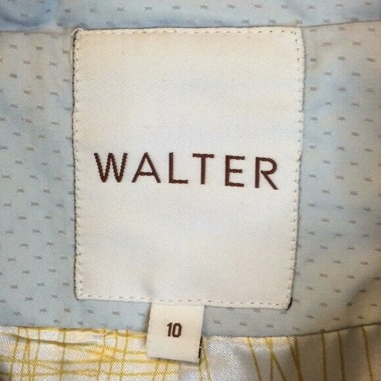 Walter‎ by Walter Baker short sleeve puff jacket Women’s Size 10 - Image 6
