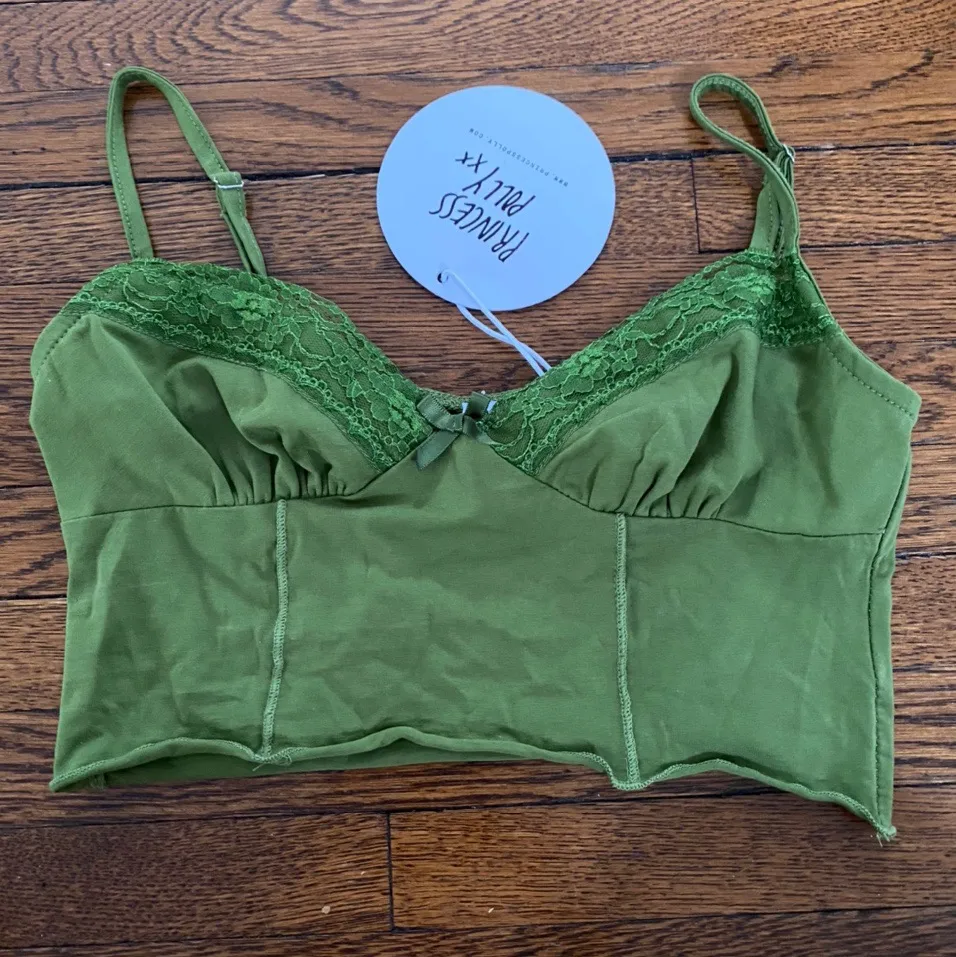 Princess Polly simple things crop top - Image 3