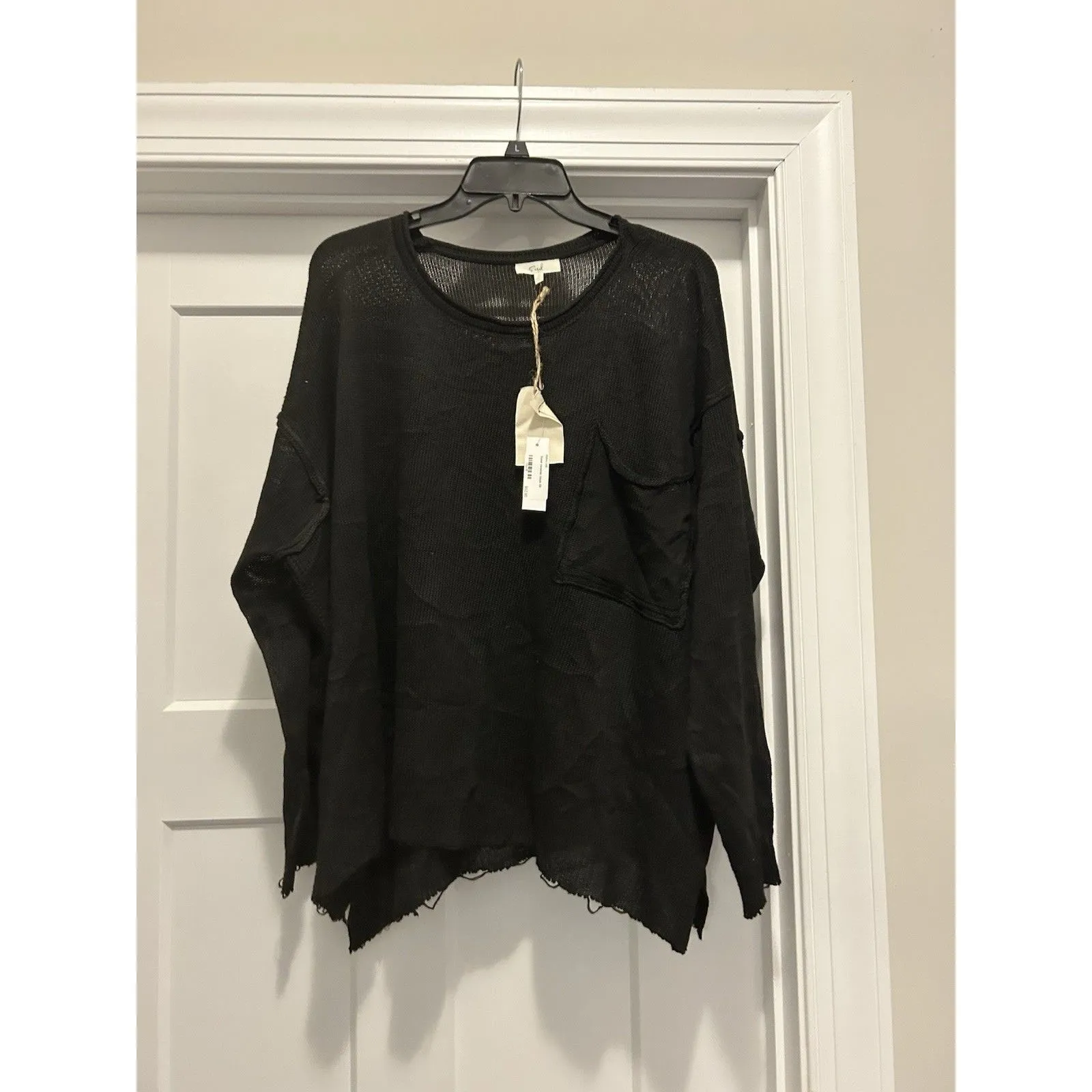 New Easel Los Angeles Women’s Small Black Oversized Thin Sweater Distressed Boxy - Image 2