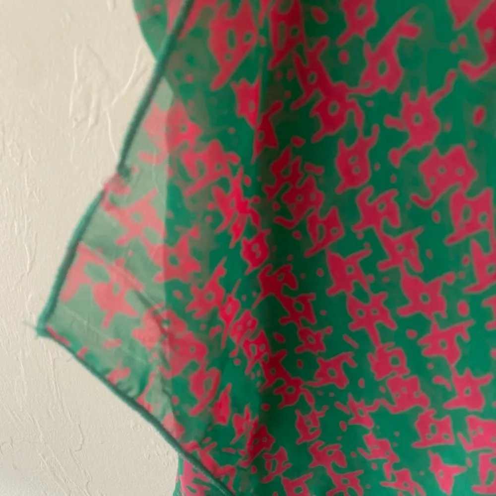 Double Zero green fushia pink Asia lettering tank top shirt with low back - Image 8