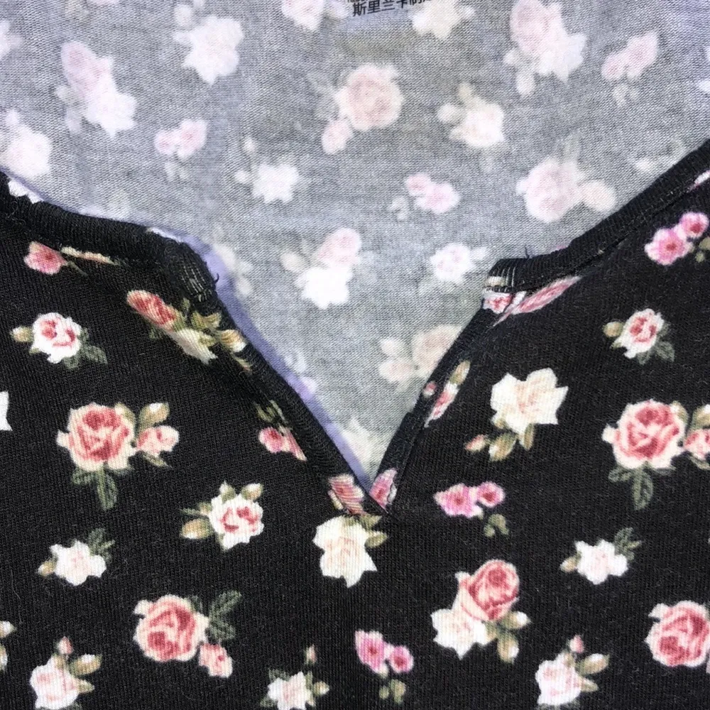 Pink Victoria’s Secret floral body suit size small long sleeve pink Vs clothing‍ - Image 4