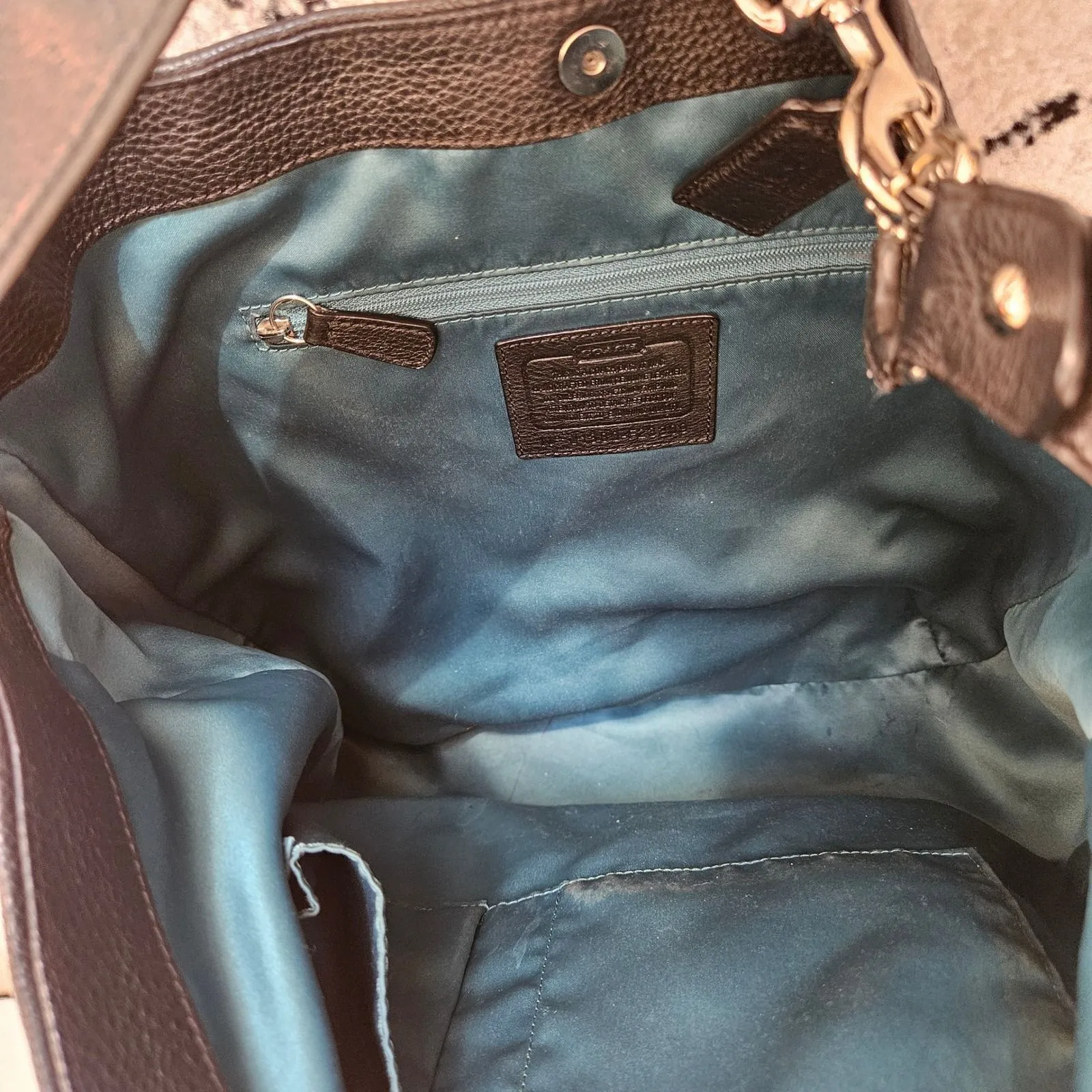 Coach Avery Hobo Shoulder Bag Black Pebbled Leather Large - Image 6