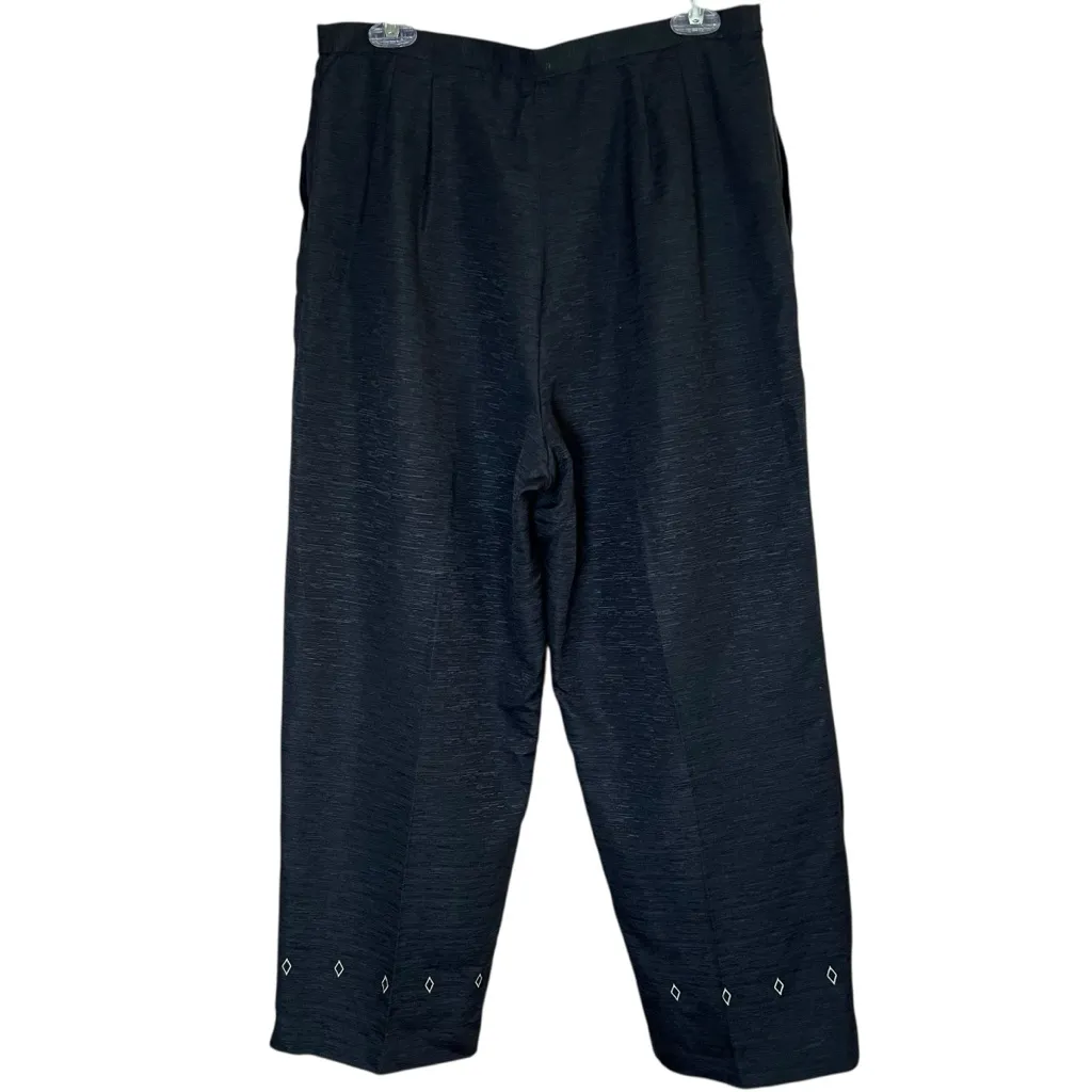 DUE per DUE Vintage Womens Button - Image 3