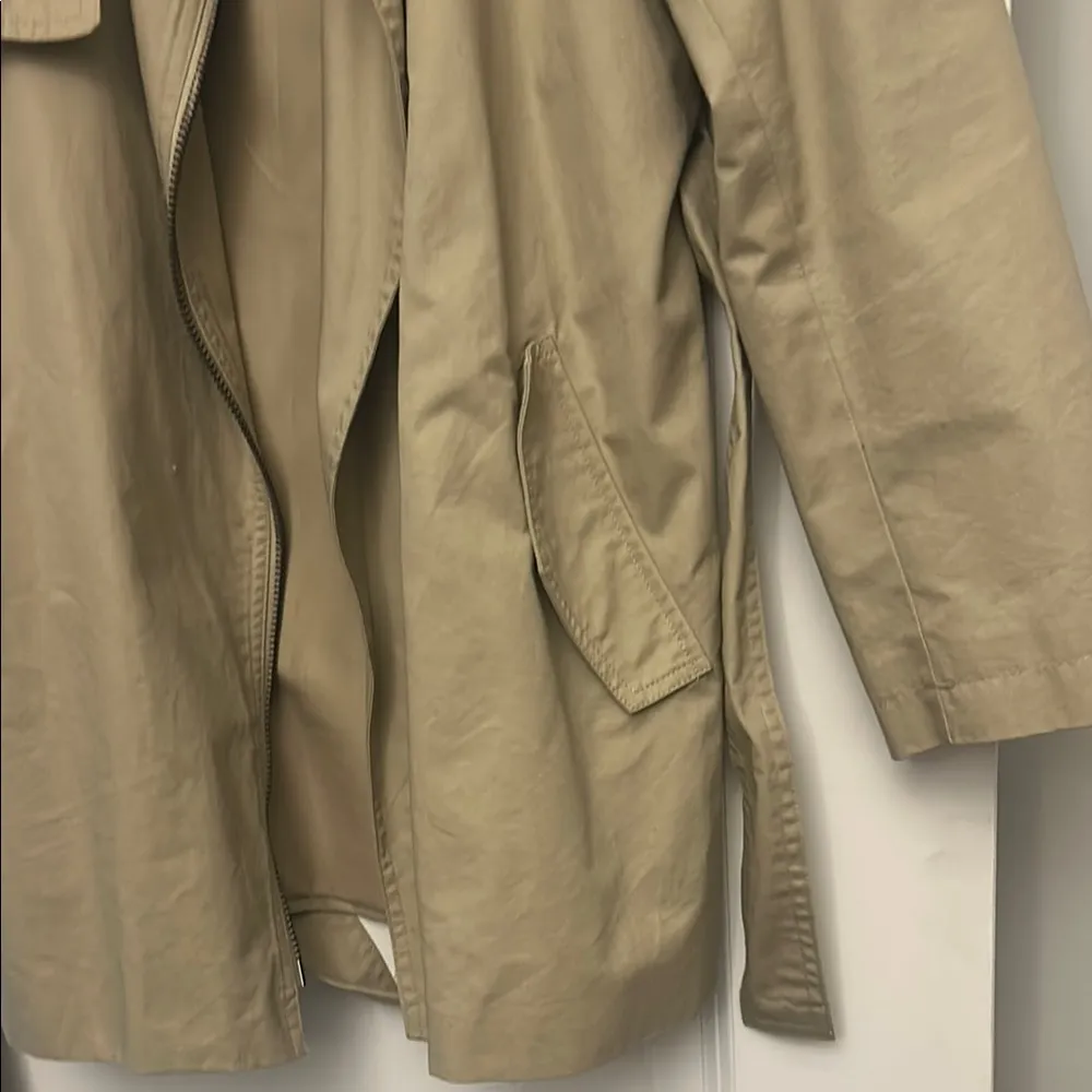 Zara Tan Trench Coat Lightweight Collared Design - Image 2