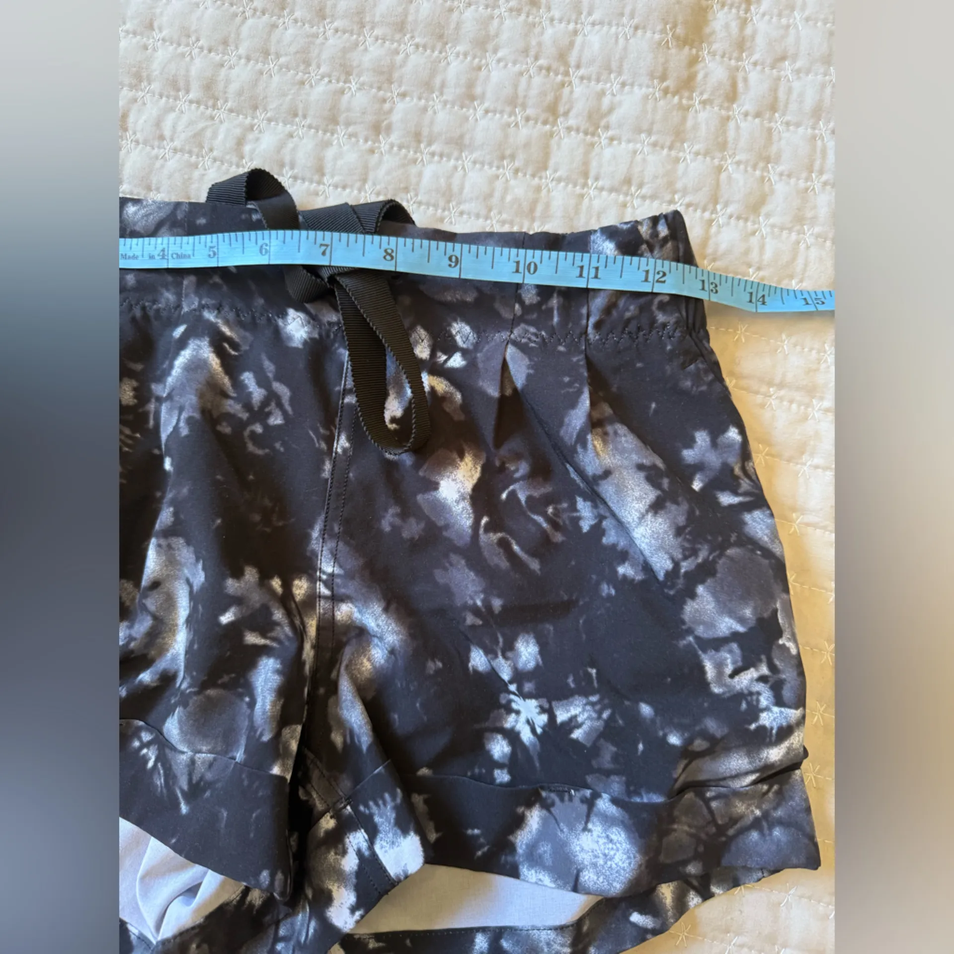 Lululemon Spring‎ Breakaway shorts - Image 5