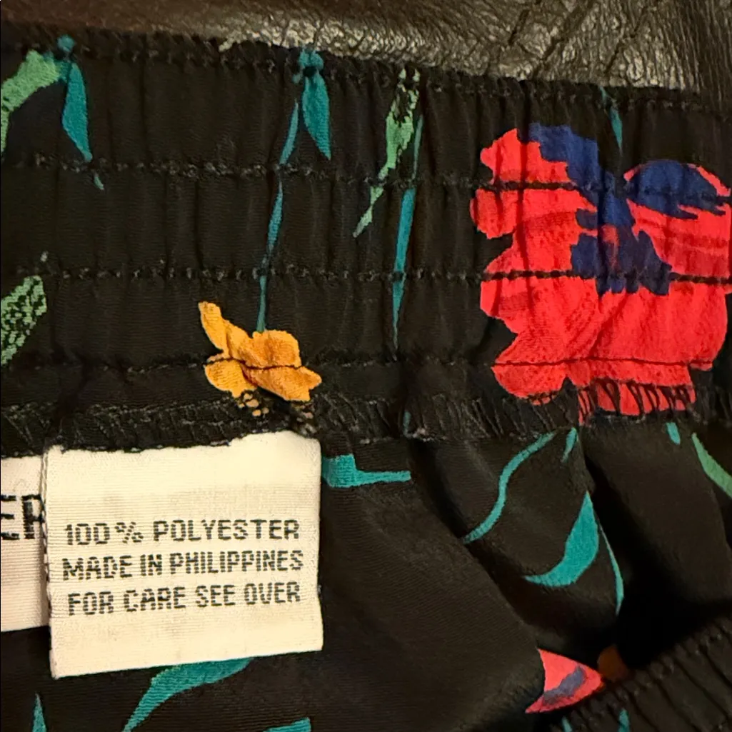 Alfred Dunner Black Floral A-Line Skirt - Image 4