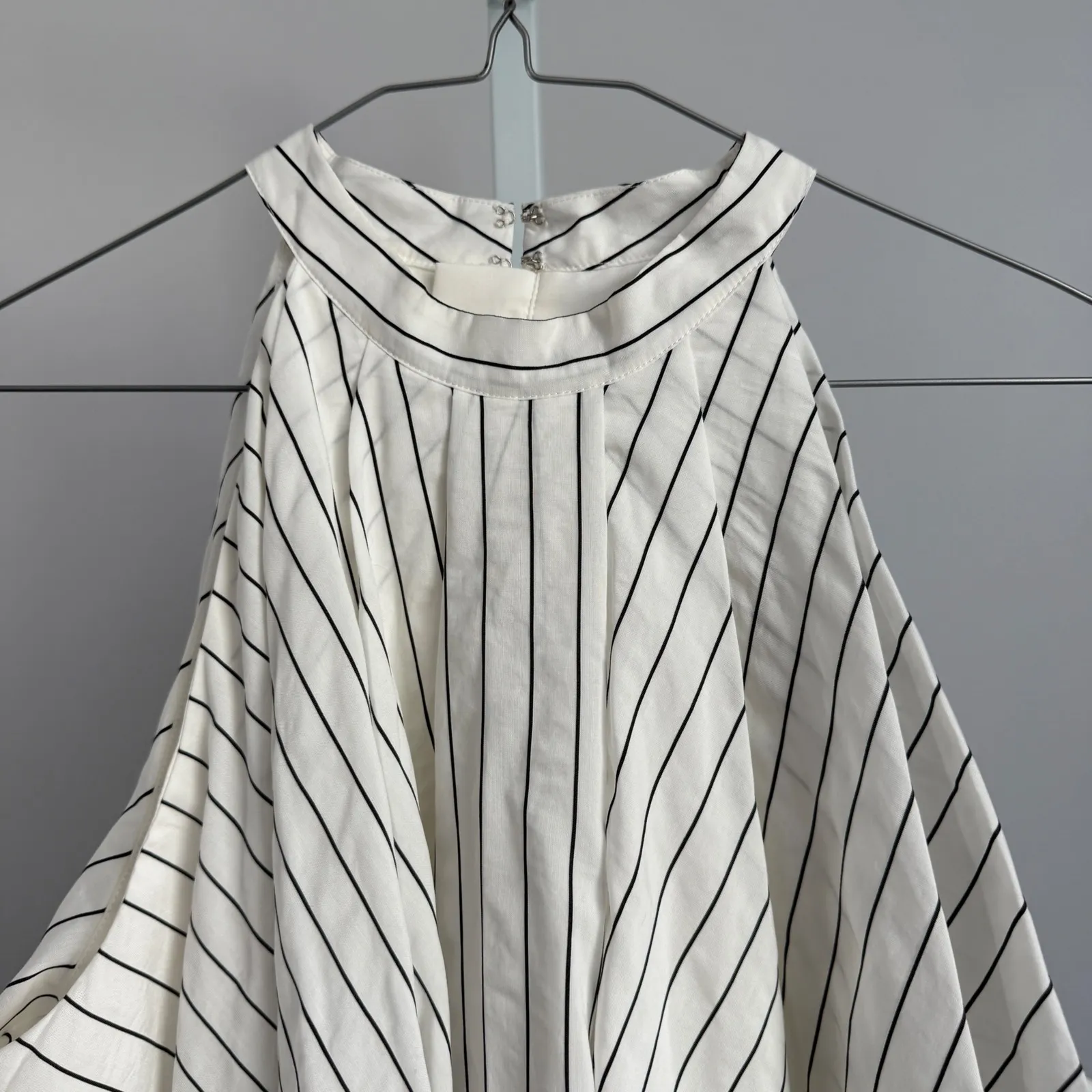 C/MEO Collective Suffuse Ivory Stripe Halter Top Size M Sleeveless Blouse - Image 2