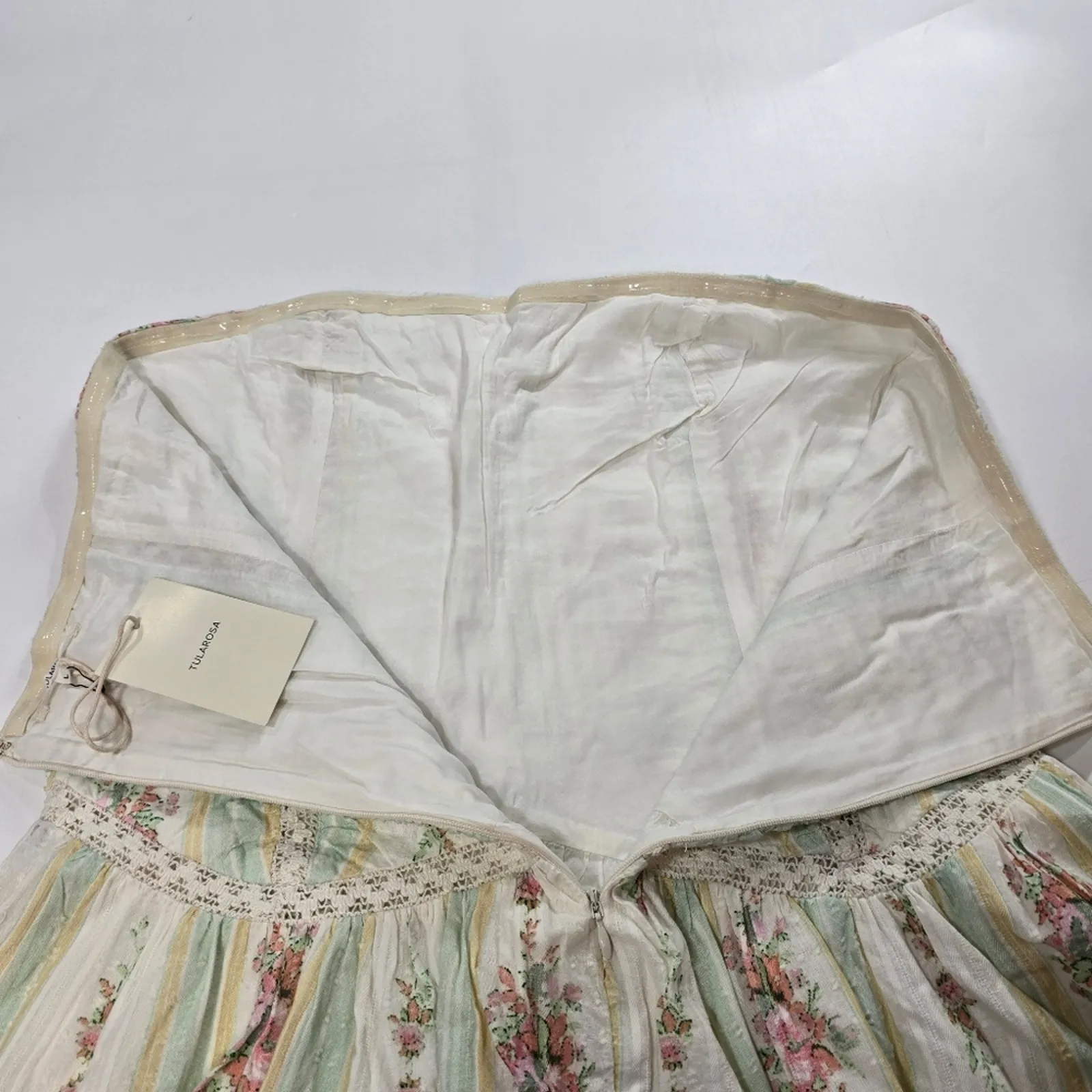 Tularosa Nellie Dress in Vintage Blue Floral Large - Image 10