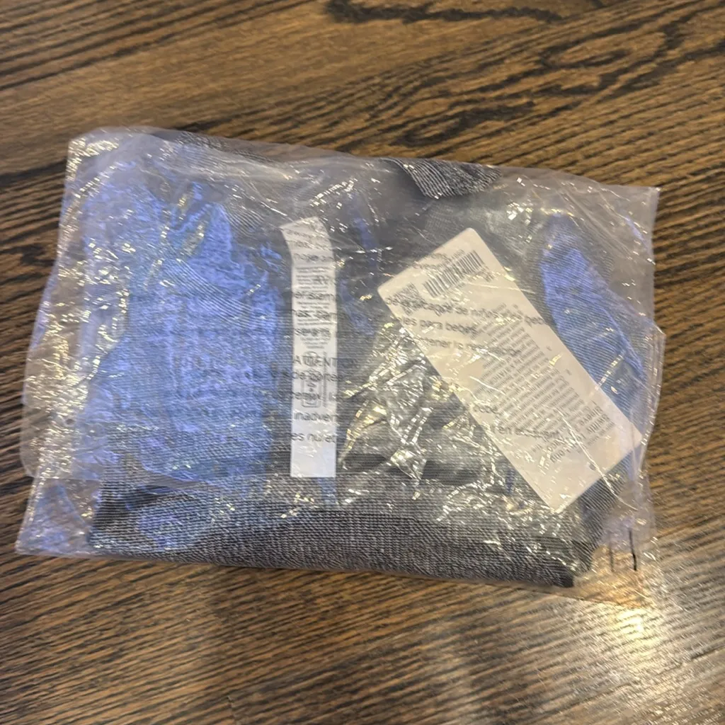 Lululemon Swiftly Tech Long-Sleeve Shirt 2.0 Waist Length Sparkle NWT size 12 - Image 15