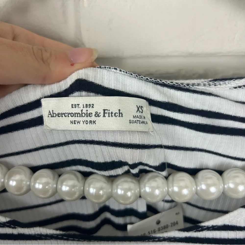 NWT Abercrombie & Fitch Black White Striped Ribbed Bodysuit Size XS - Image 7