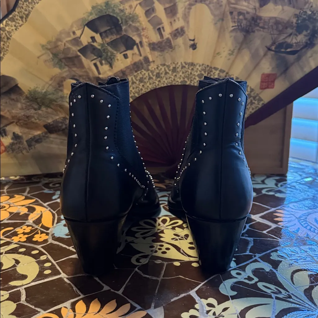 Charles By Charles David Black Studded Ankle Boots Sz: 5 M - Image 5