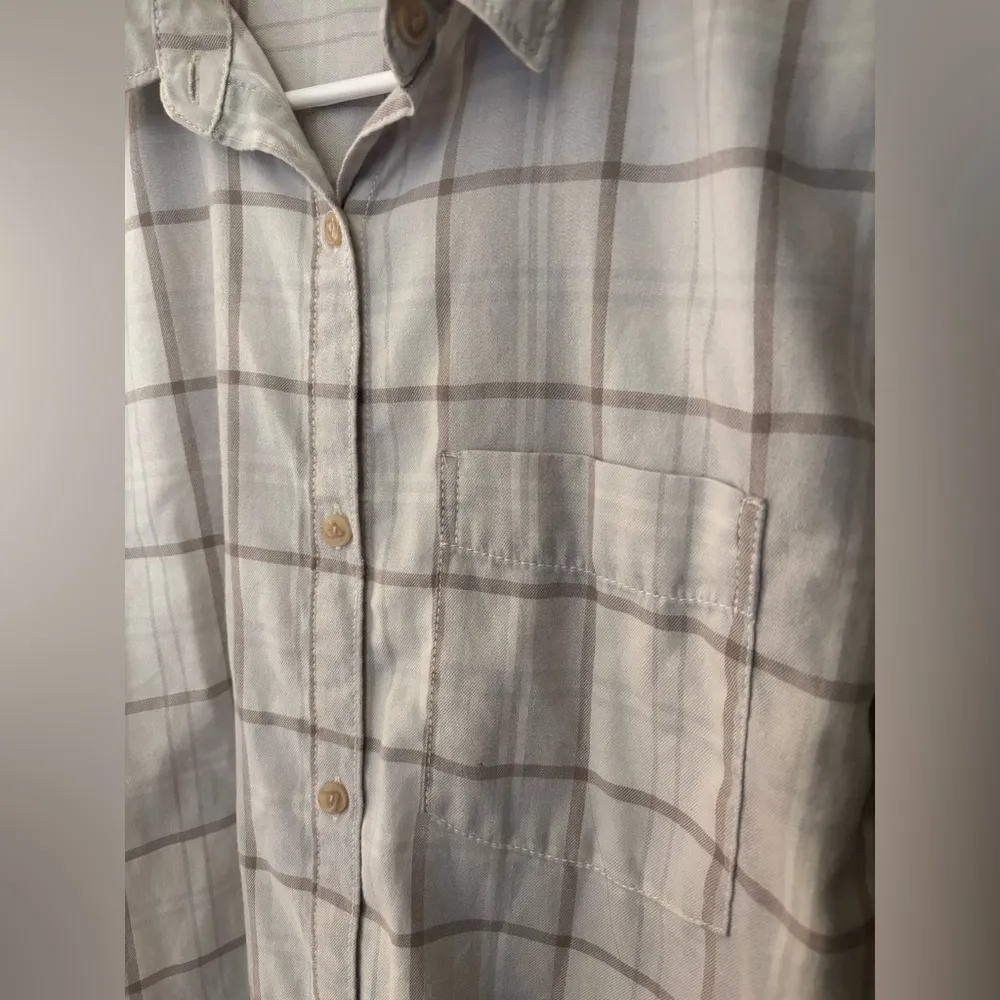 Mountain Hardwear Women’s Lightweight Flannel Button Up, Cream Plaid, M - Image 3