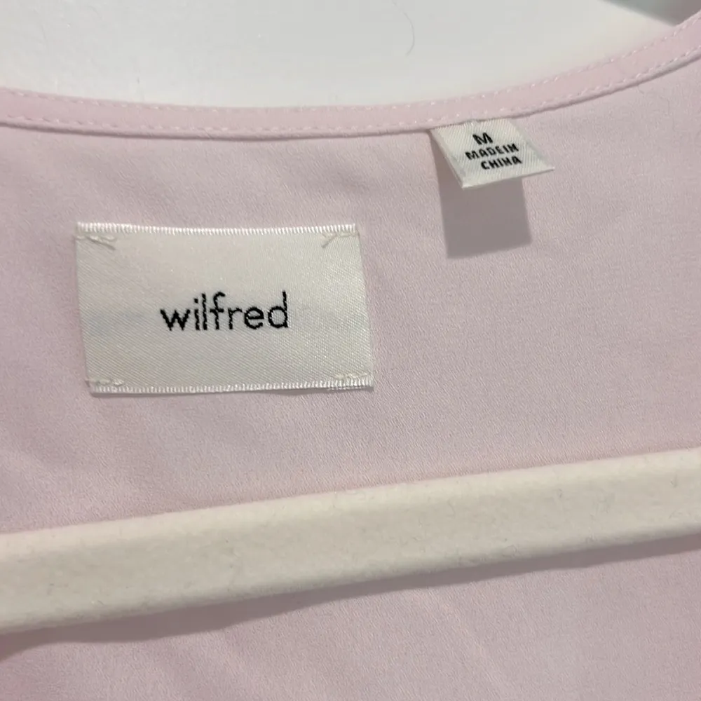 Wilfred Aritzia Wistful Blouse Talc Pink Medium Powder Pink Long Sheer Sleeves - Image 3