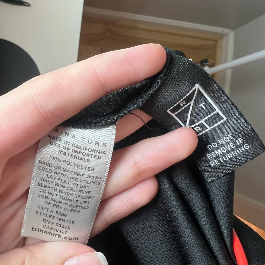 Trina Turk Bees Knees Black Tie Sleeve V Neck Blouse Size XS Capsule Luxury - Image 7