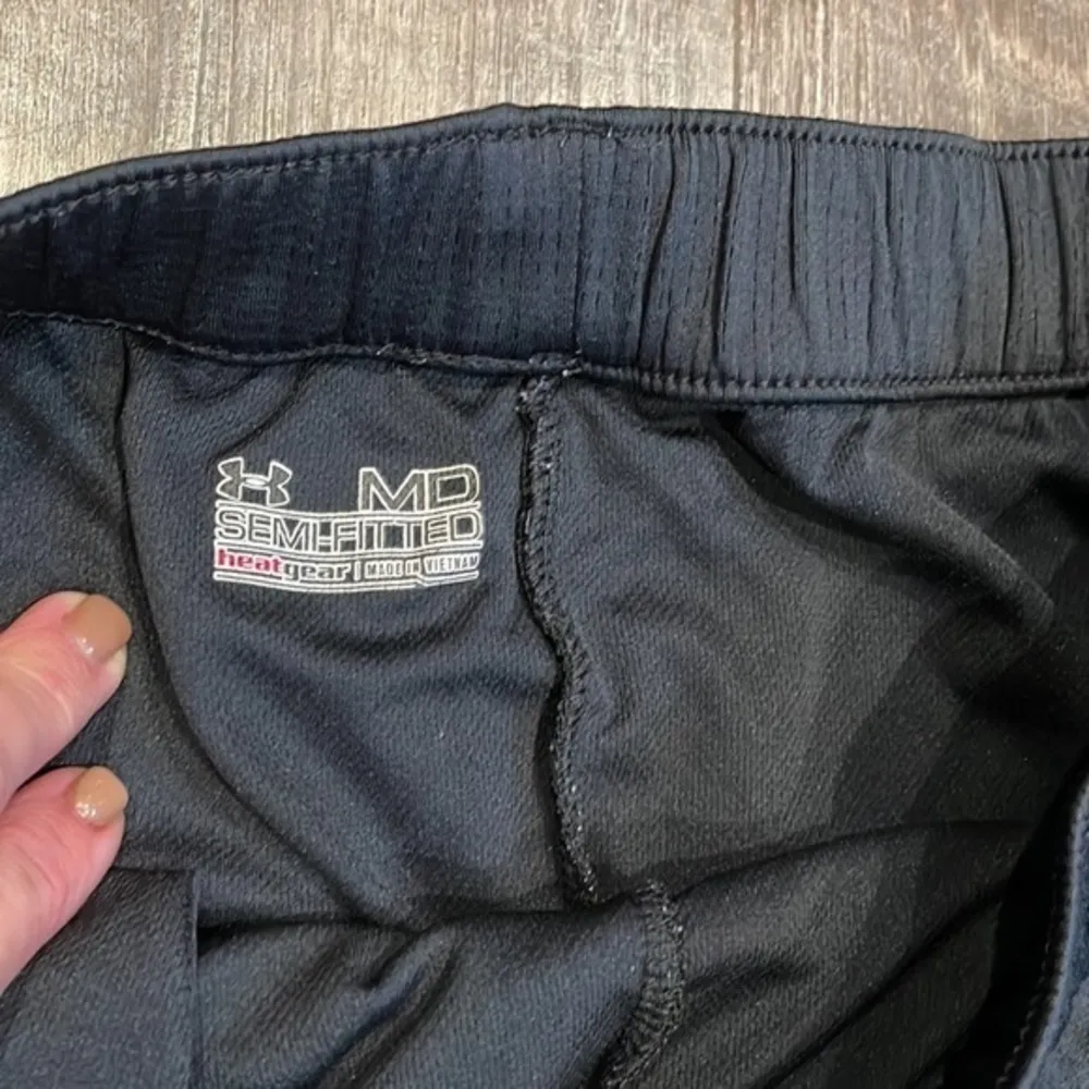 Under armor CU BUFFS running shorts - Image 4