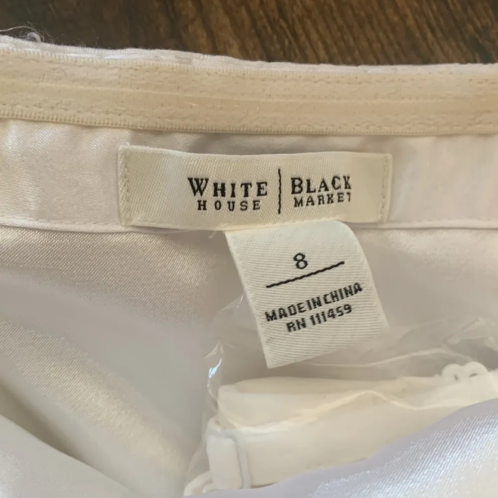 White House | Black Market  |  strapless dress. Size: 8 - Image 6