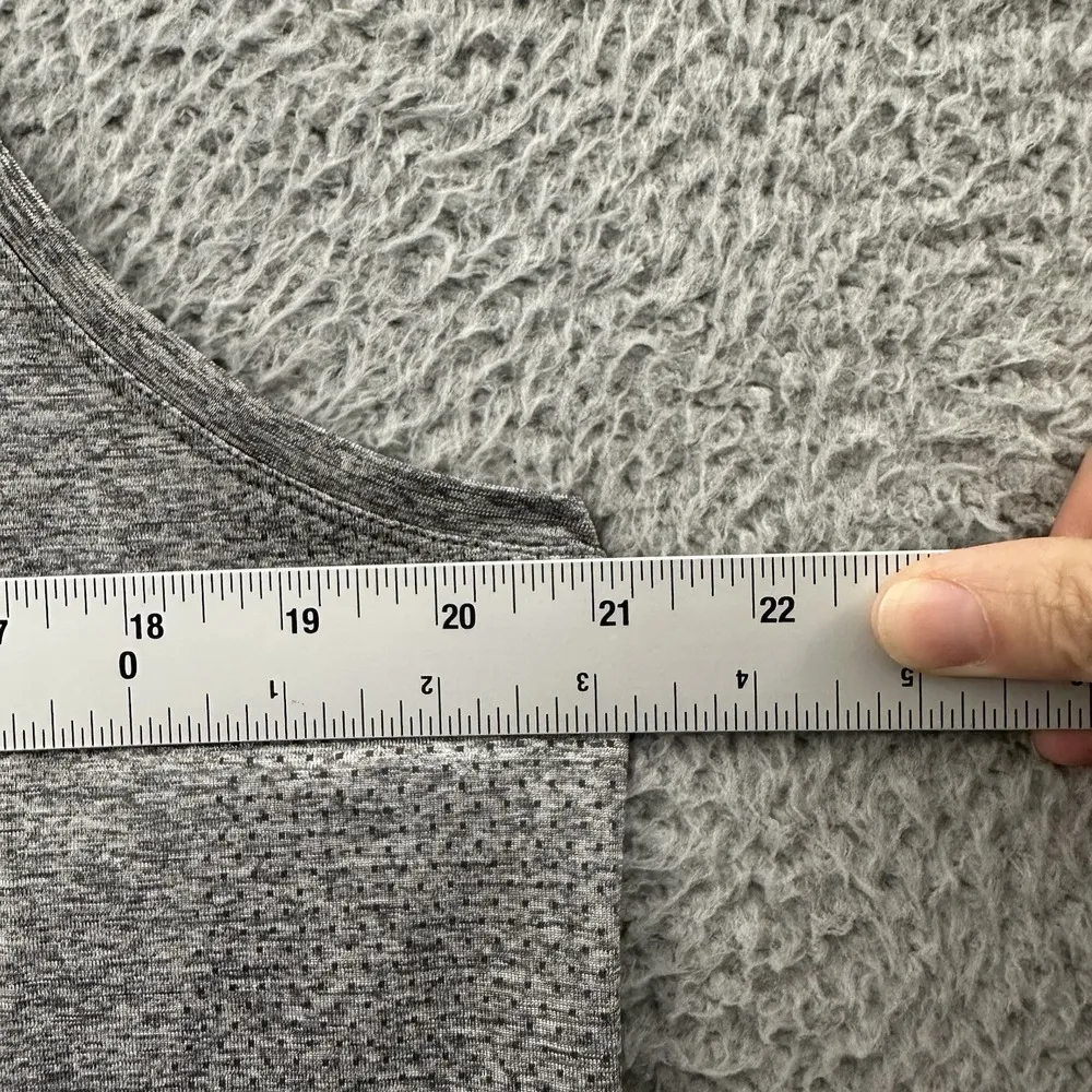 Lululemon Swiftly Tech Tank Top Gray Athletic Athleisure Running Gym Women's 16 - Image 5