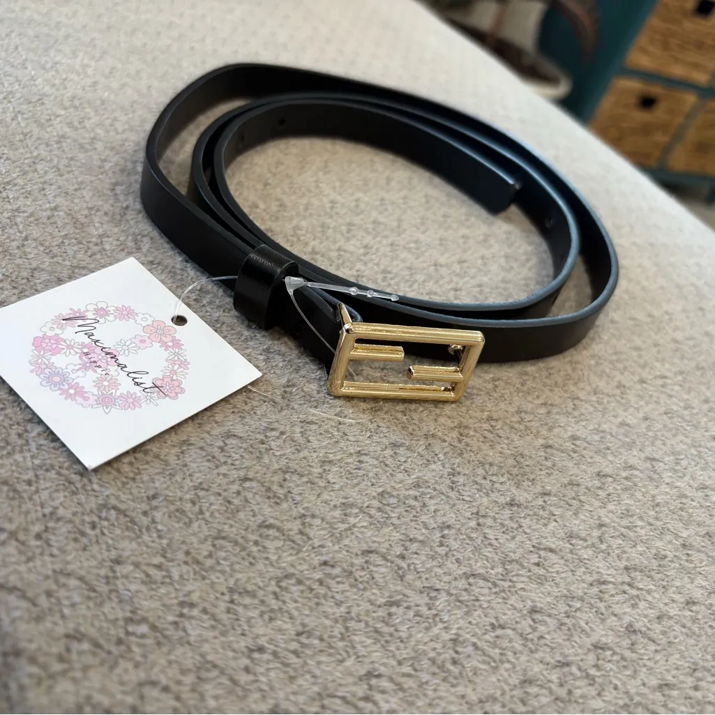 Elegant Ebony Belt with Gold Buckle - Image 5