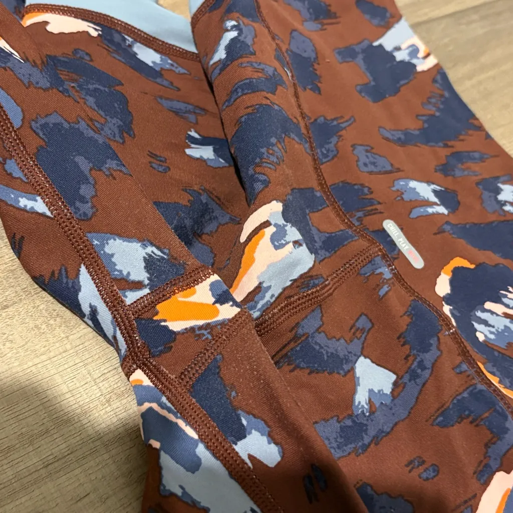 Aerie Chill Play Move Activewear Leggings Leopard Cheetah brown‎ blue small - Image 3