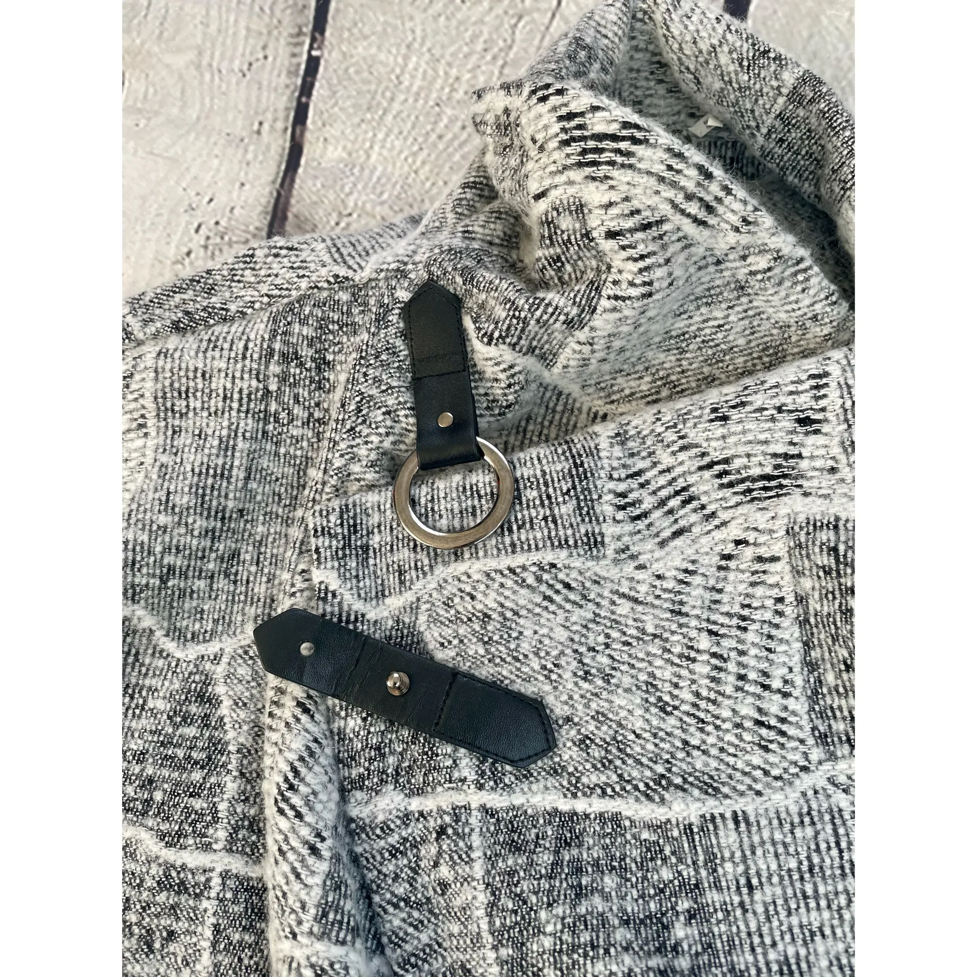 Capulet Chelan Wrap Jacket - Image 12