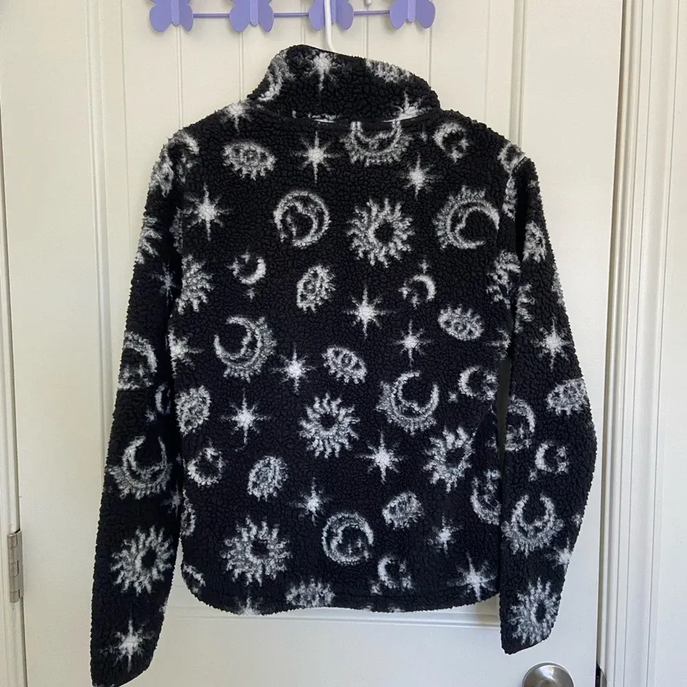 EUC | No Boundaries‎ junior’s plush patterned quarter zip jacket — XS - Image 6