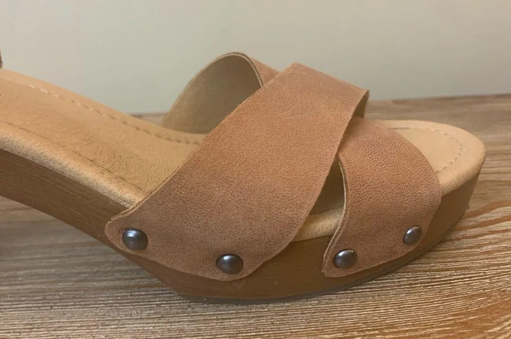 HAIDLEE BROWN - TAN LEATHER SANDALS SIZE 9 MED - Image 6
