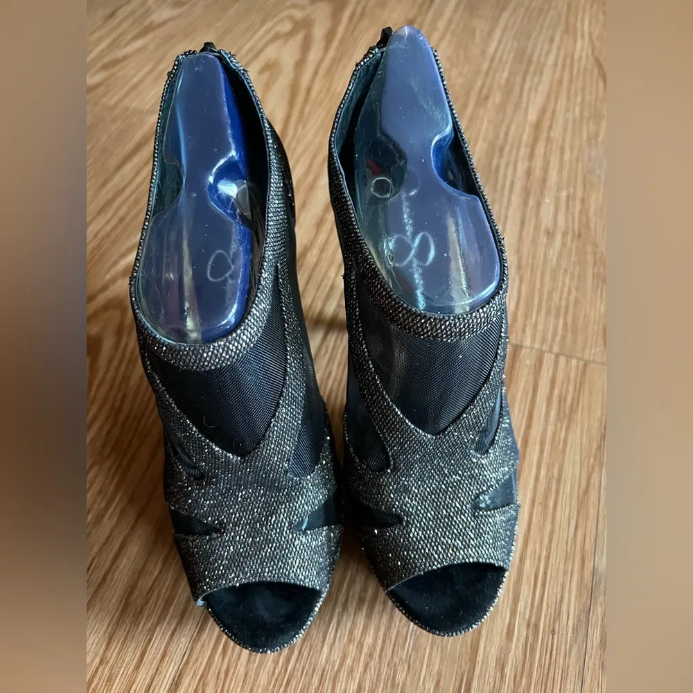 Jessica Simpson Belindas Platinum Glitter Sheer Mesh Heels 7.5 - Image 4