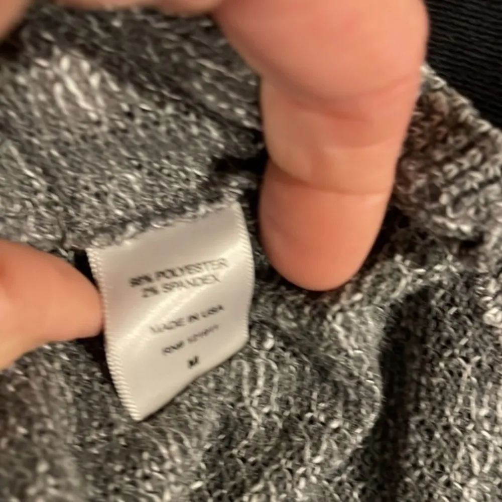 LNA WOVEN KNIT HENLEY TUNIC LIGHT SWEATER - Image 4