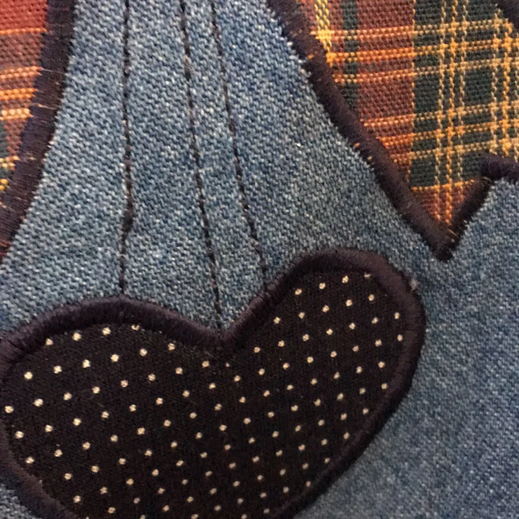 FINAL MARKDOWN Ladies’ Blue Diamond Denim Blouse (M) Size M - Image 6