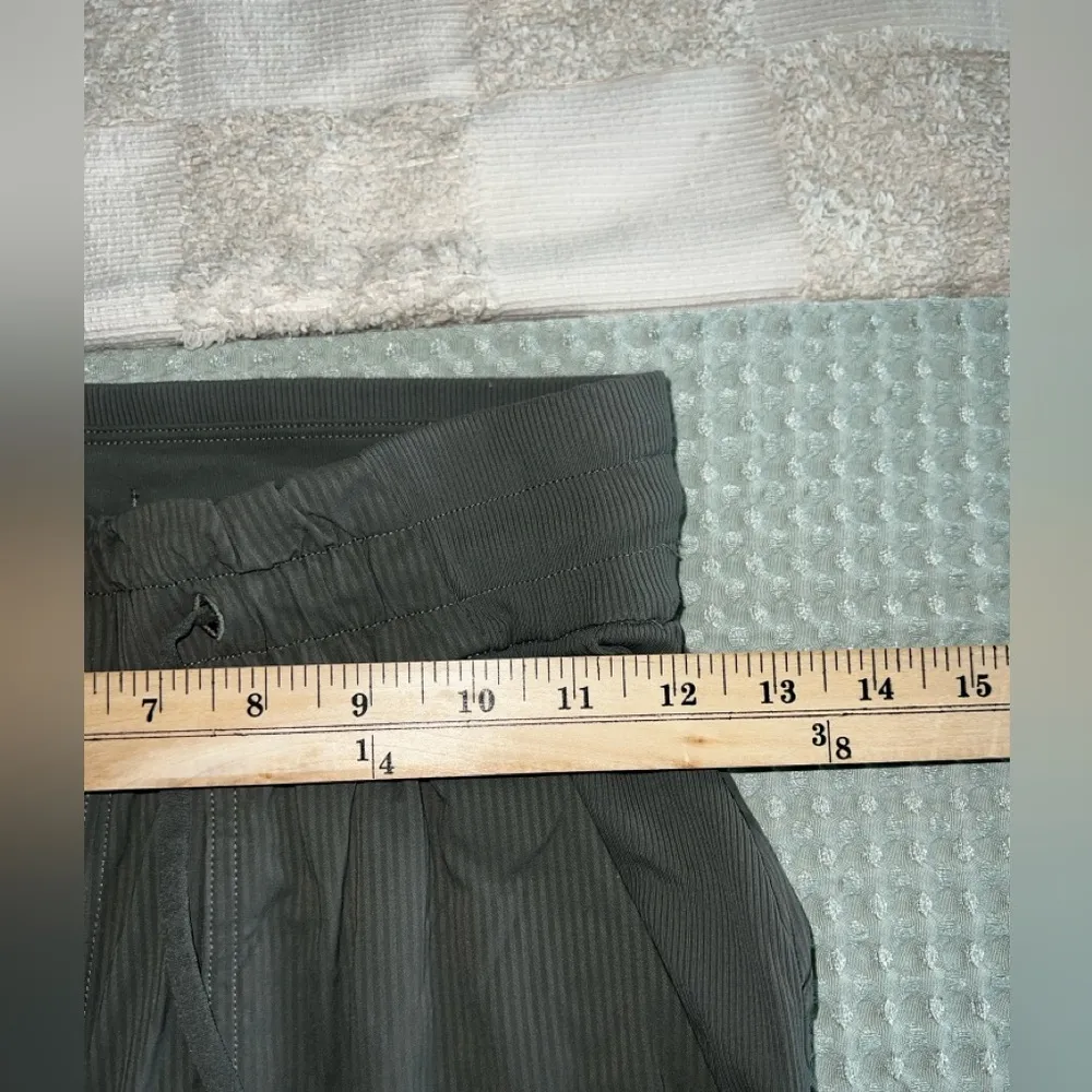 Lululemon Beyond the Studio Jogger 6 Grey Sage
Size 2 - Image 3