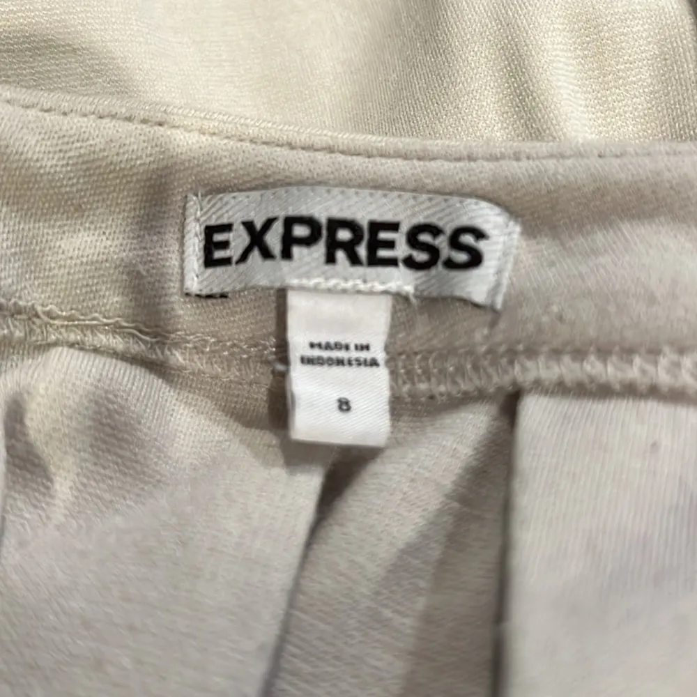 Express Darted Pleat Two-Tone Skirt (8) - Image 6