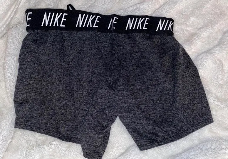 Nike Shorts - Image 2
