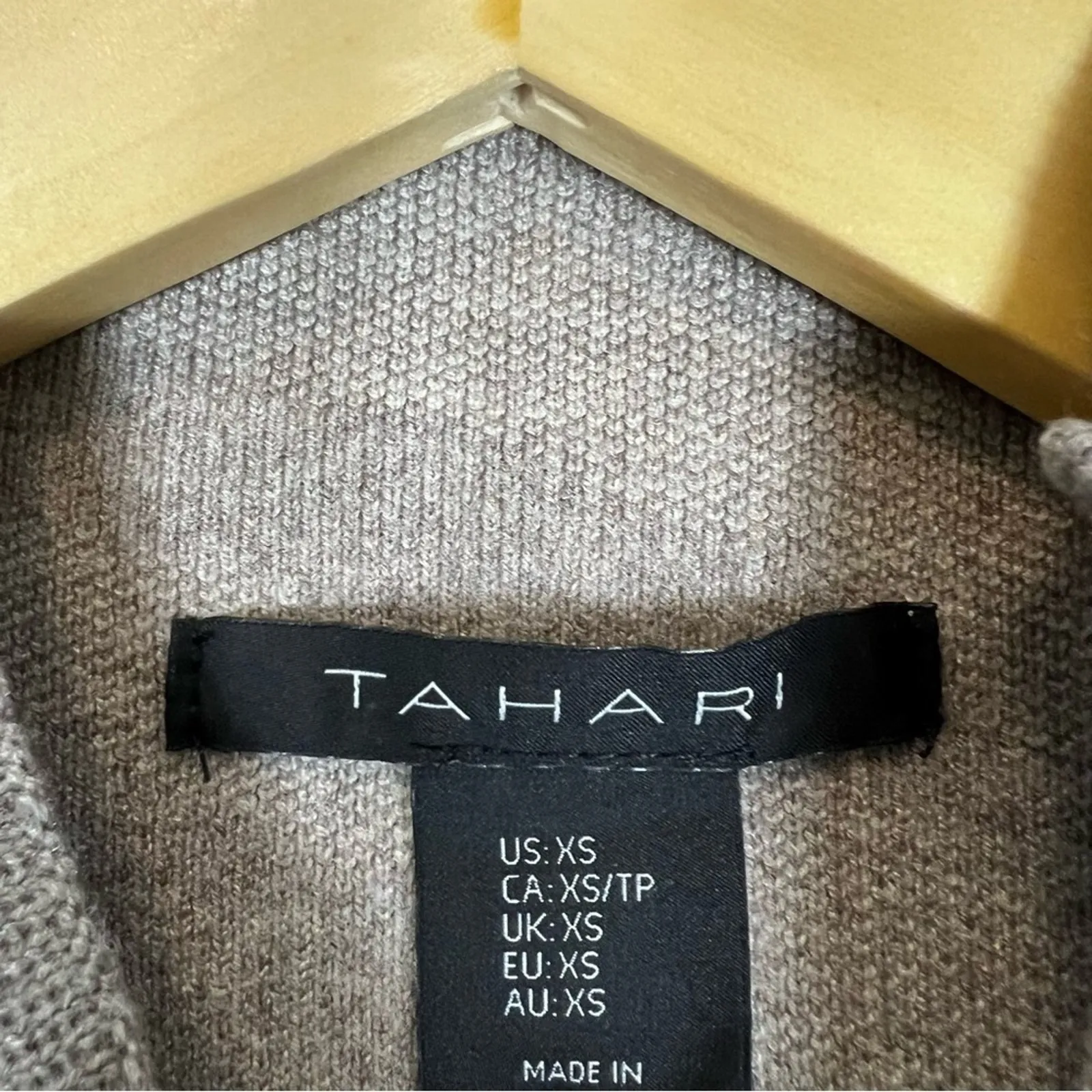 Tahari Sweater Womens XS Beige Gray Animal Print Mock Neck Zebra Preppy Work - Image 7