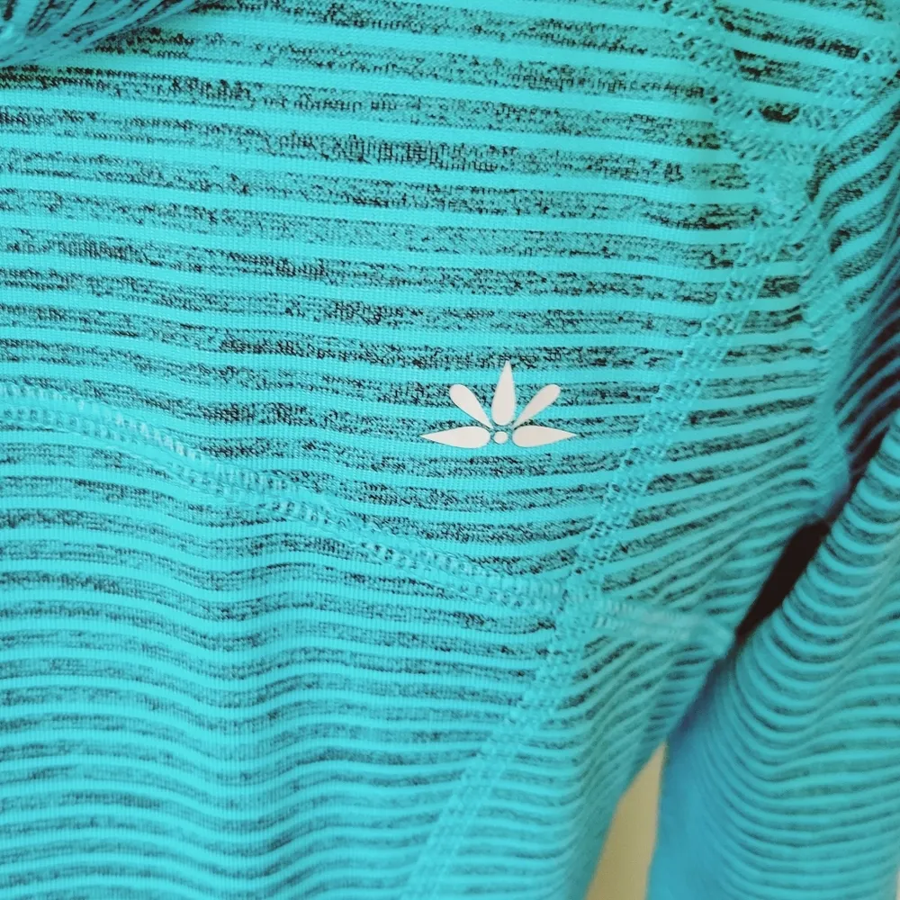 Luka striped hooded activewear jacket size small - Image 7