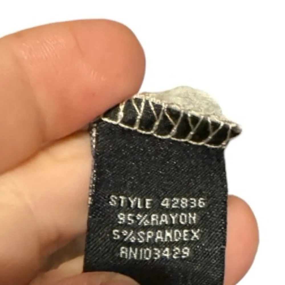 Intro Stretch Top nwt‎ Size XL - Image 6