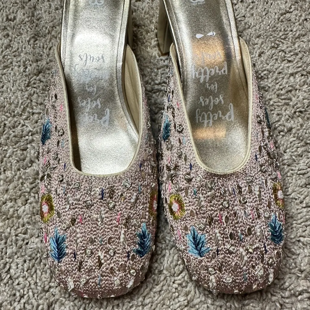 Fizzy Goblet x Payal Singhal Embellished Silver Block Heels mules NEW Size 40 - Image 4
