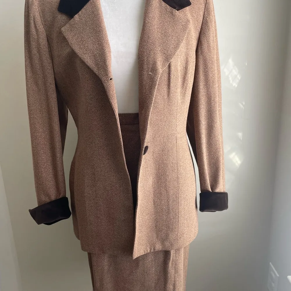 Vintage Saville Suit Set Tan Size 14 - Image 2