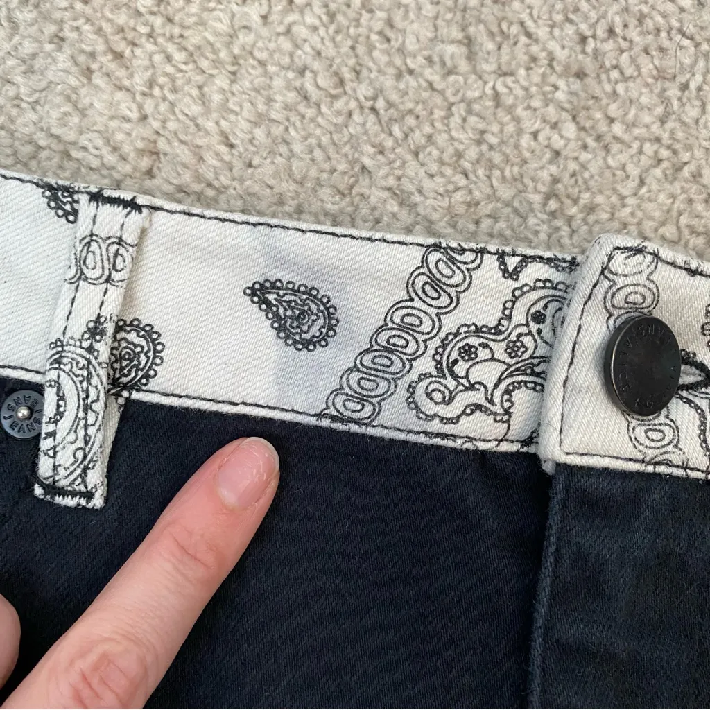 Alice + Olivia Good High Rise Denim Skirt Bandana Patchwork 29 Black - Image 9