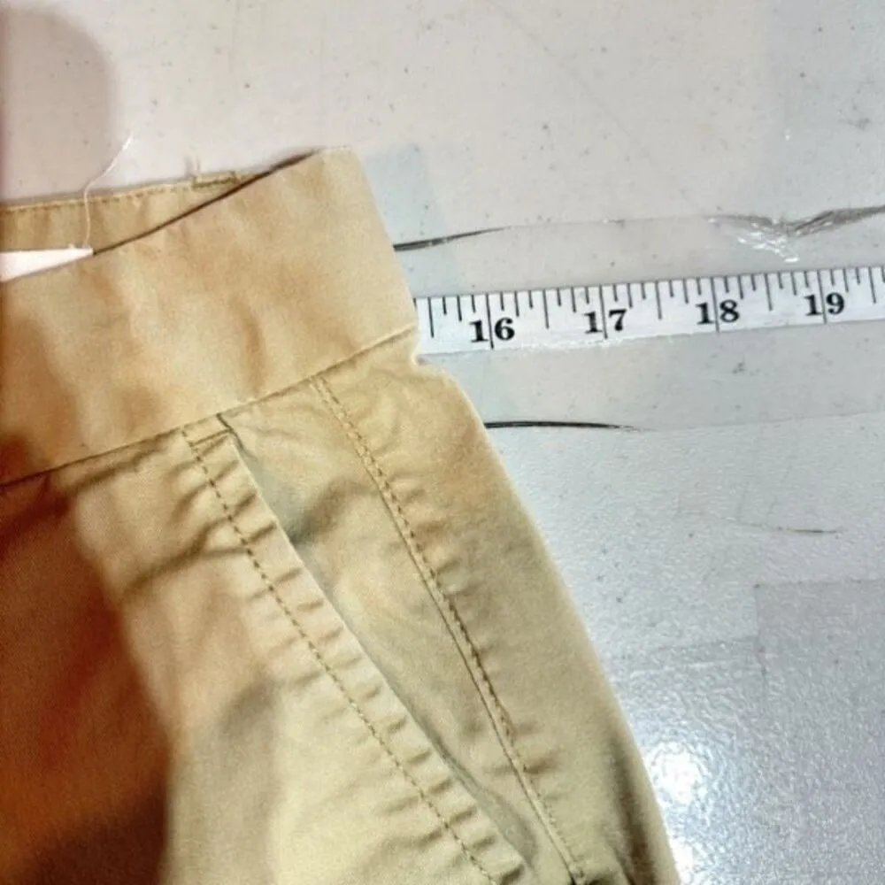 Gap Women's Flat Front Downtown Slim‎ City Cropped Pants Khaki Size 6 Petite - Image 14