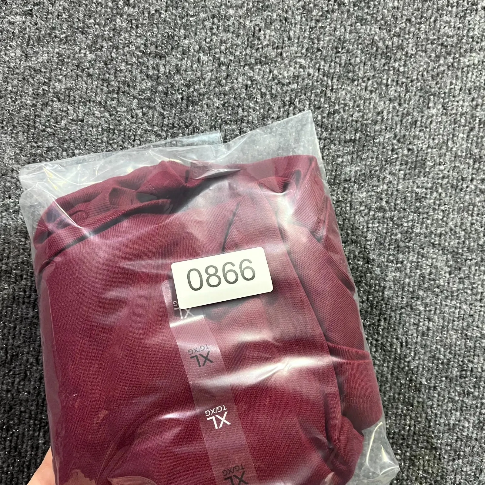 Tommy Hilfiger T-Shirt Womens XL Red Cotton V Neck Embroidered Logo Slim Fit - Image 9