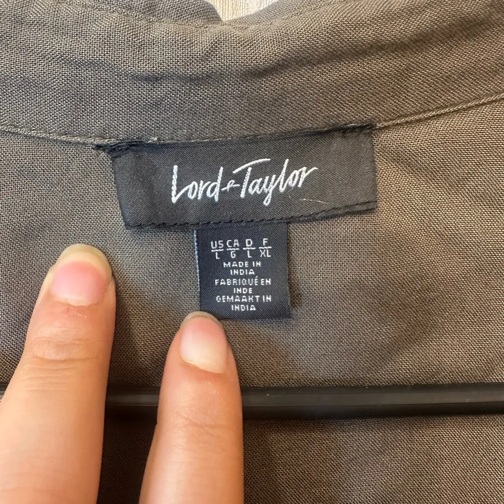 Lord & Taylor Khaki Long Sleeve Top Green Size L - Image 4