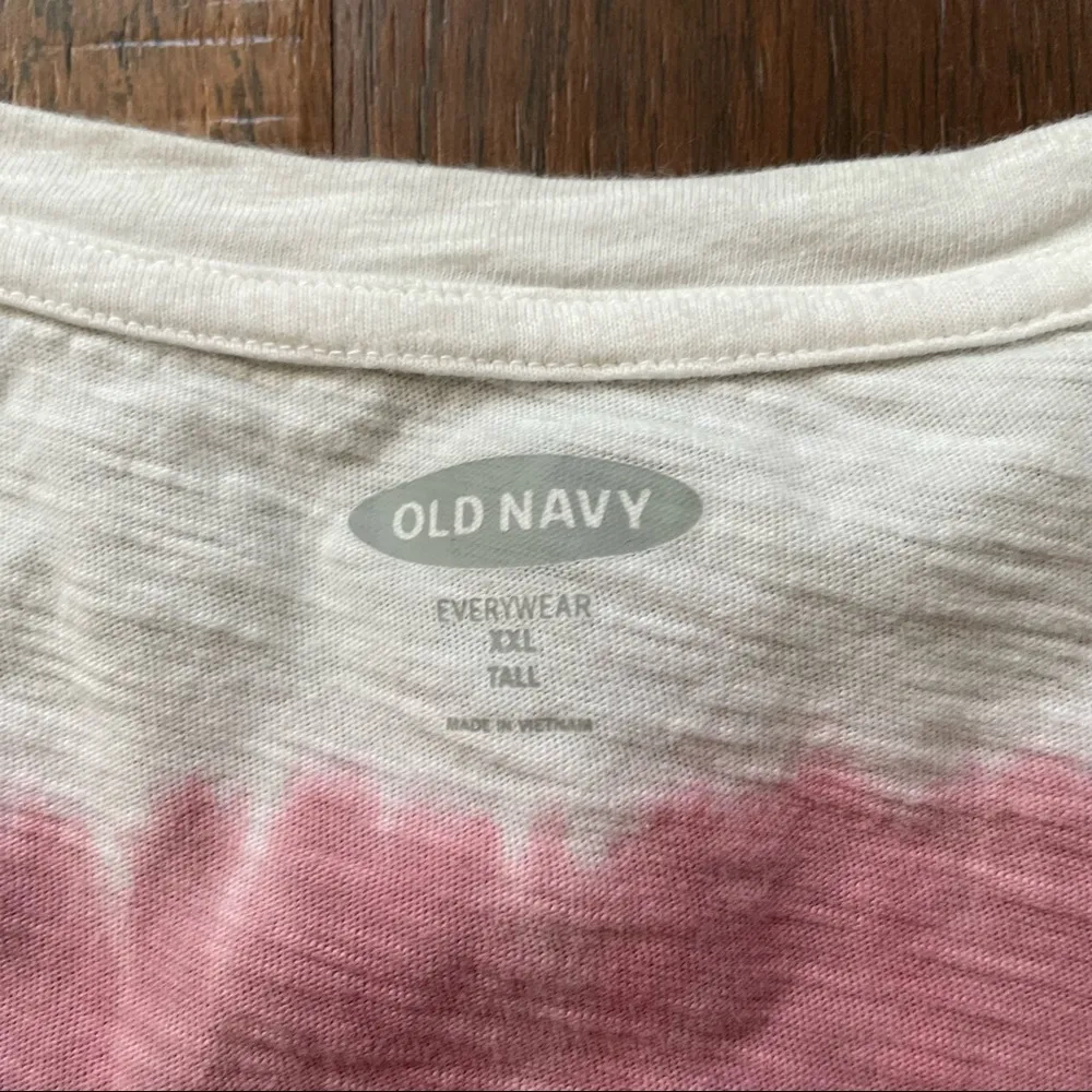 OLD NAVY t-shirt, size XXL tall - Image 4