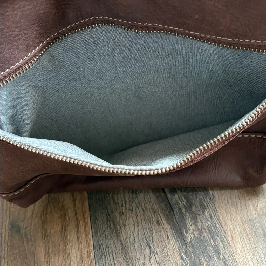 Roots Canada Emma Bag Leather Foldover Crossbody Colorblock Brown and Taupe - Image 10