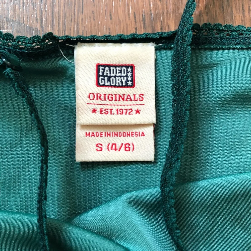 FADED GLORY green crushed velvet camisole tank, size S (4/6) - Image 6