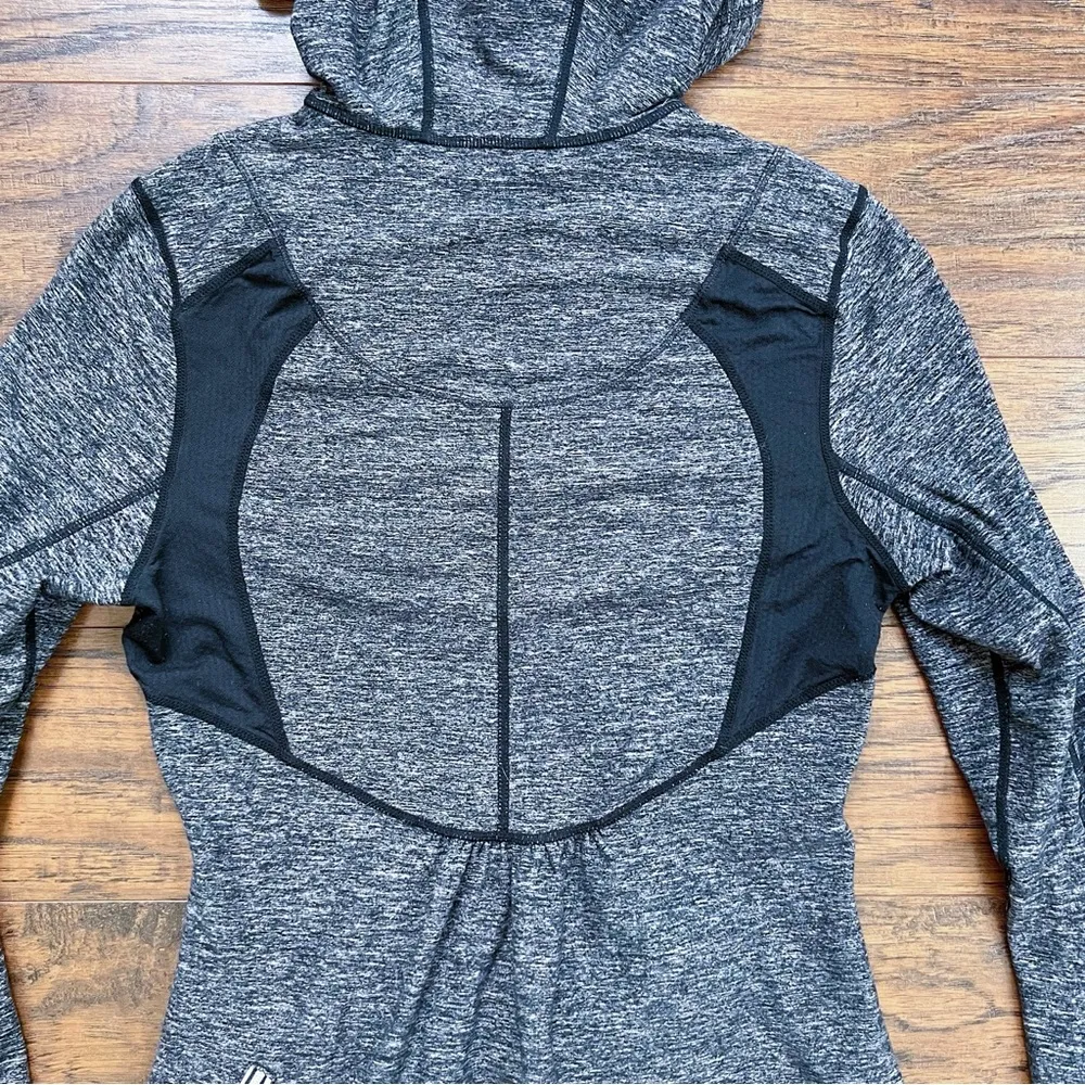 Lululemon • Run Resolution Hoodie pullover 1/4 zip heathered grey black ruched - Image 8