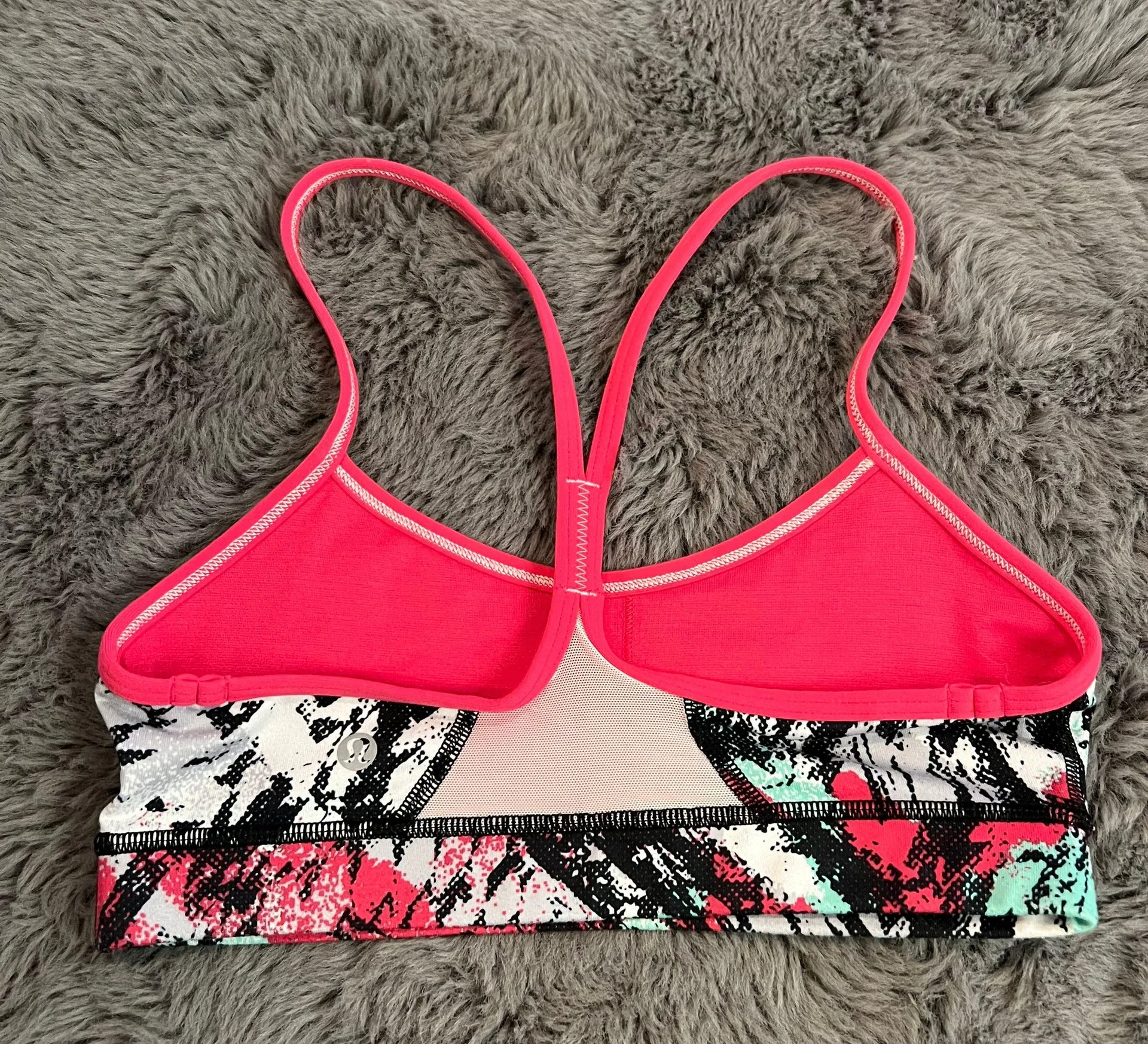 Lululemon Flow Y Bra Size 4 - Image 2