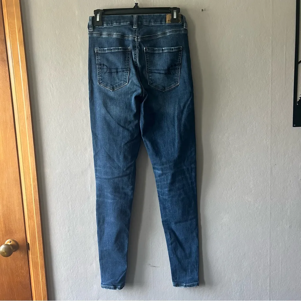 American Eagle Medium Wash Curvy Hi Rise Jeggings Size 4 Long - Image 3