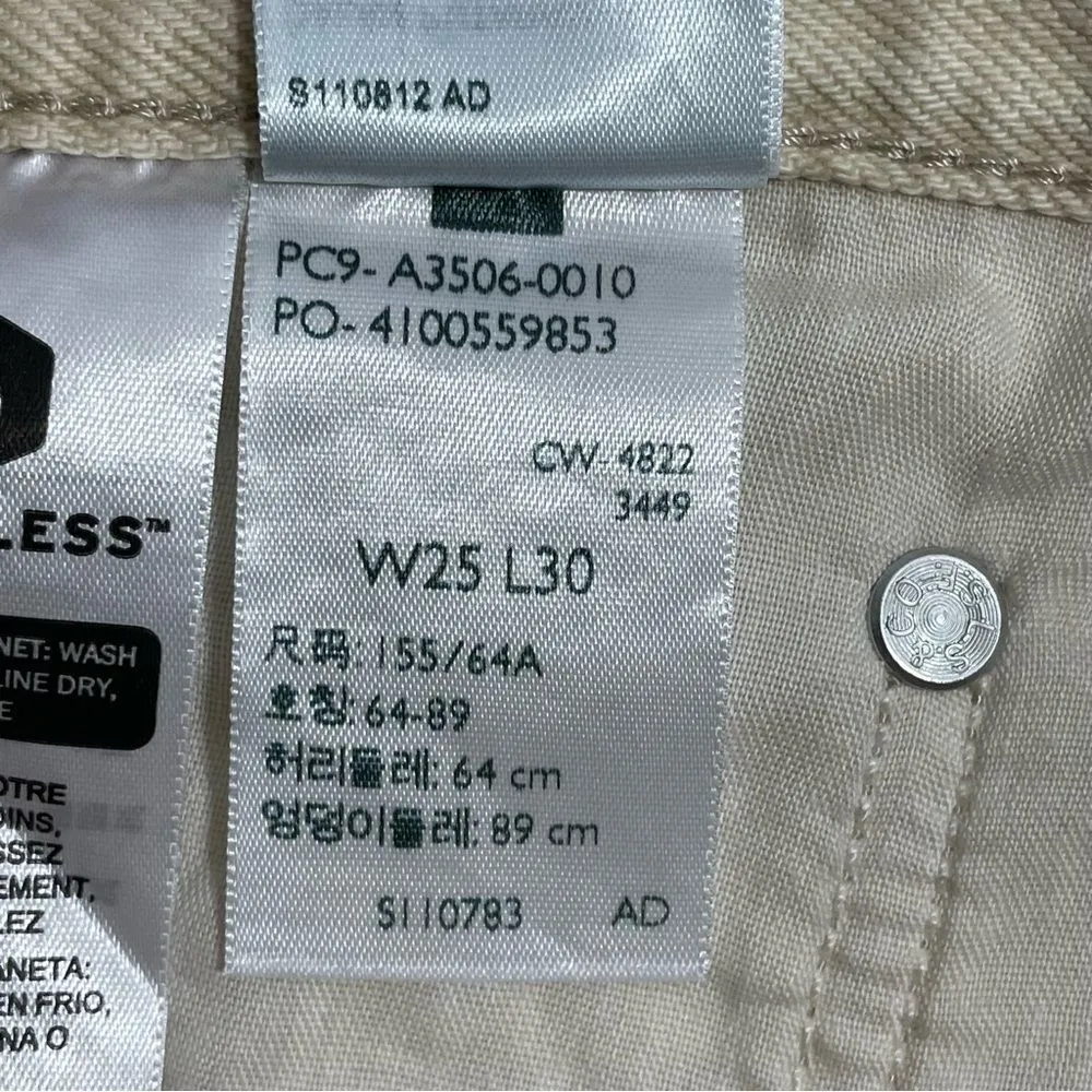 NWT Levi’s Premium 80’s Mom Jeans Beige Tan Size 25x30 High Rise Tapered Relaxed - Image 11