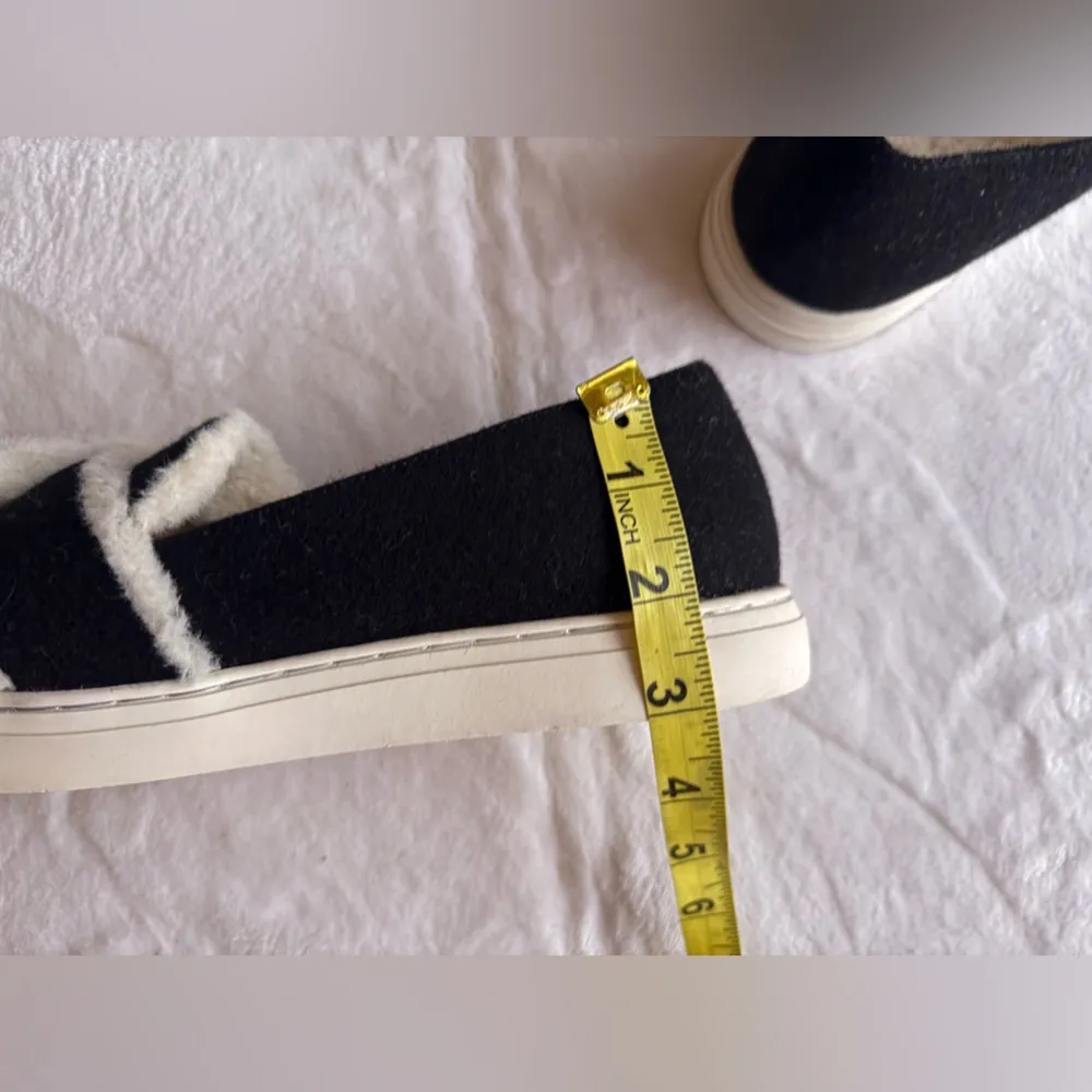 G.I.L.l Maritza Faux Fur Trimmed Slip - Image 11